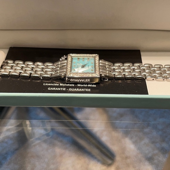 Watch - Picture 2 of 5